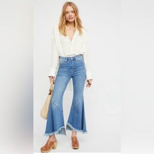 Free People Tulip Flare High Waisted, size 30